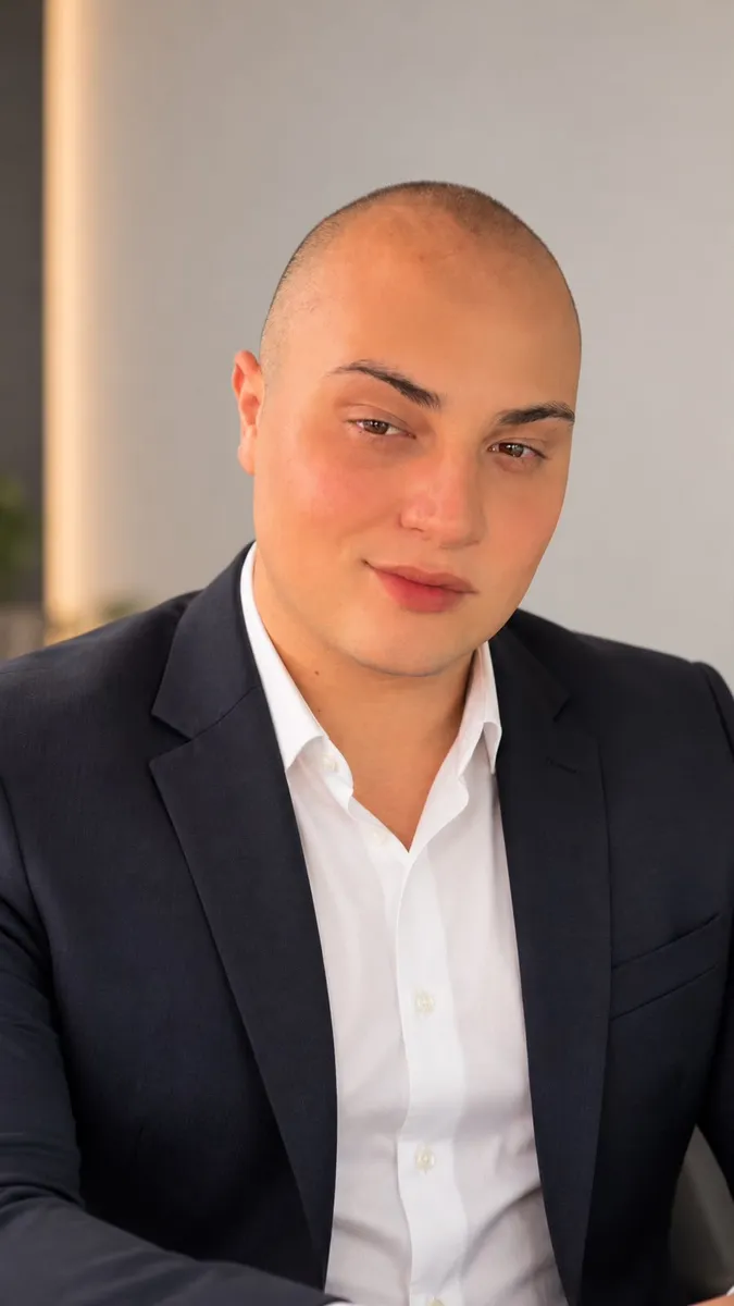 Rodrigo Afonso, CEO e contador da Fator R, de terno